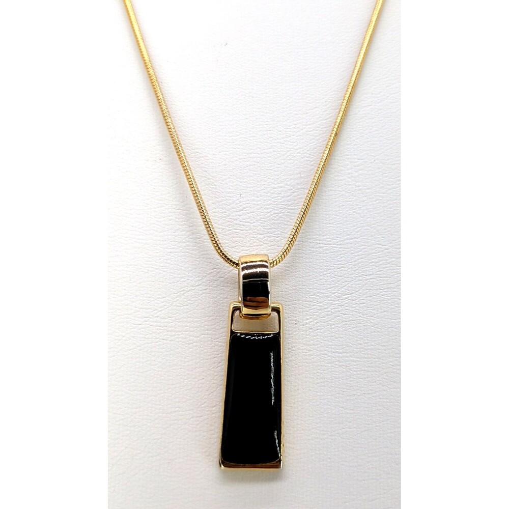 Vintage Signed WORTHINGTON Goldtone Black Enamel dangle Pendant  15" Rope Chain